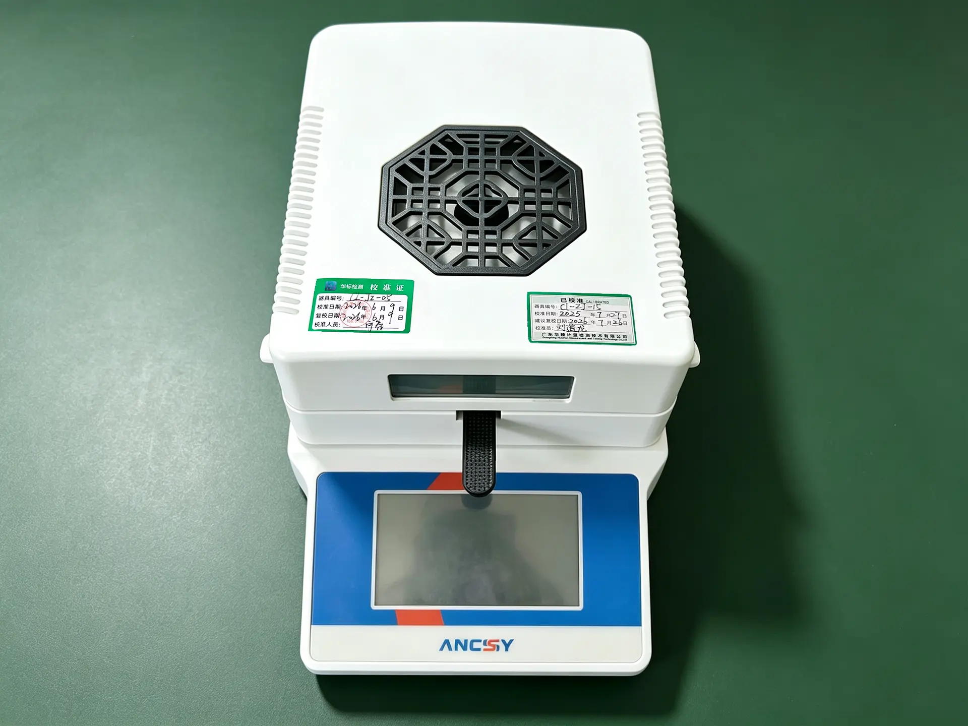 Laboratory air permeability tester for camouflage fabric